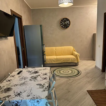 Blue Sunshine Apartament
