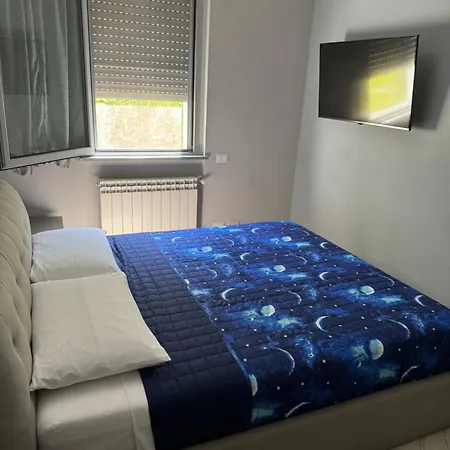 Blue Sunshine Apartament *
